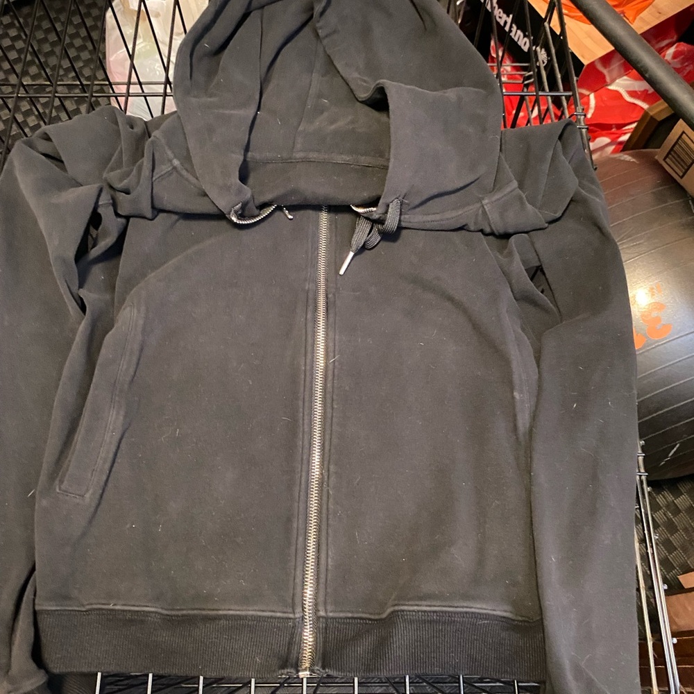 Ptula Travel Zip Hoodie